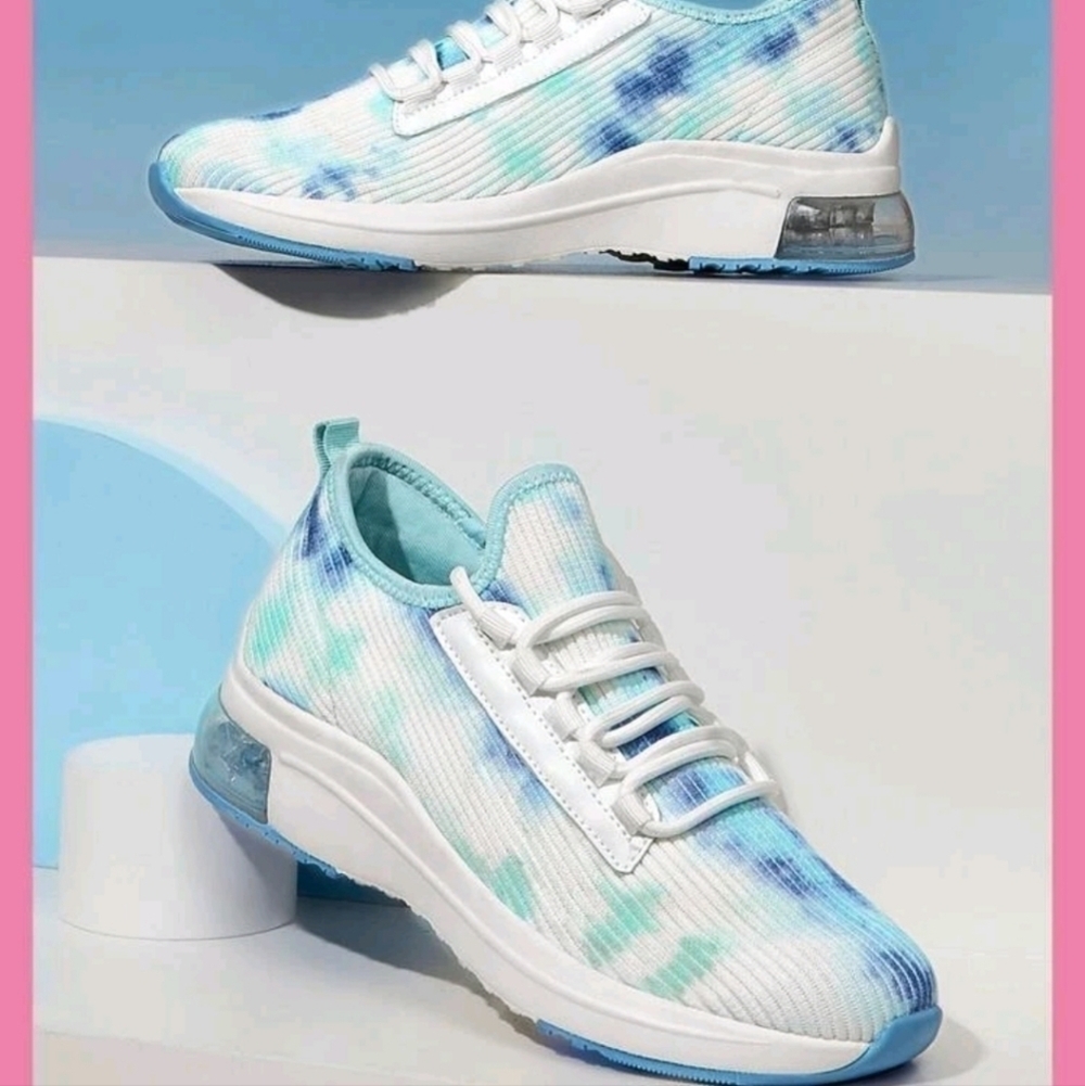 Blue Tie Dye Tennis Shoes
